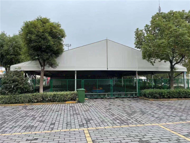 體育篷房